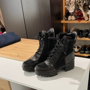 Stylish Black Lace-Up Women's Boots